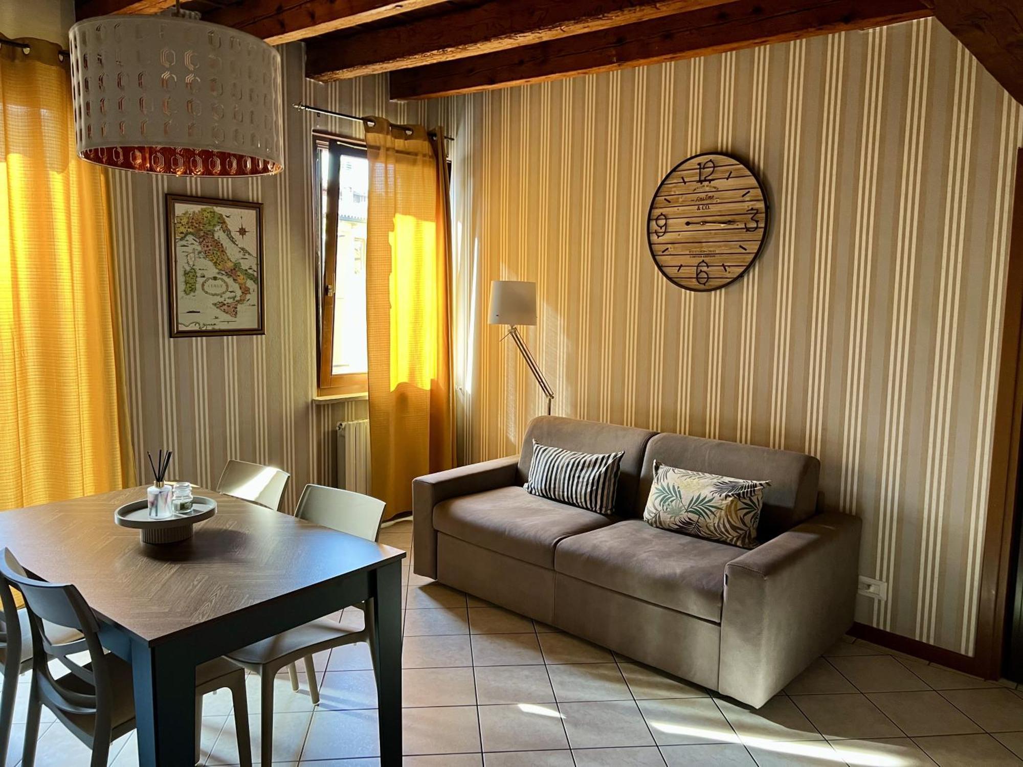 Verona Rooms Экстерьер фото